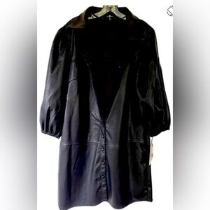 NEW “7 For All Mankind” black faux leather jacket Medium.
(4)